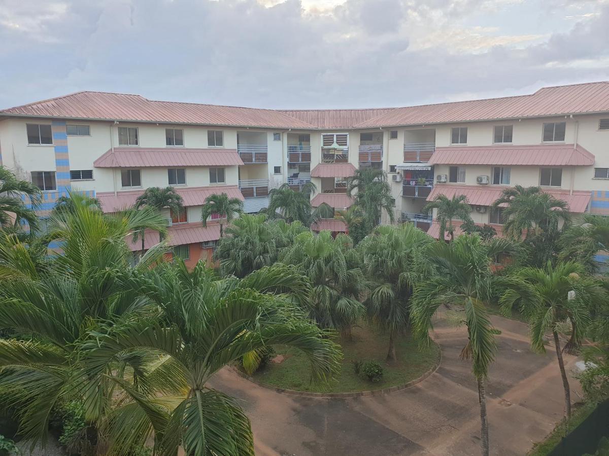 Le Jardin Secret Guyanais Avec Piscine Et Jardin De 70 M2 Apartment Cayenne Luaran gambar